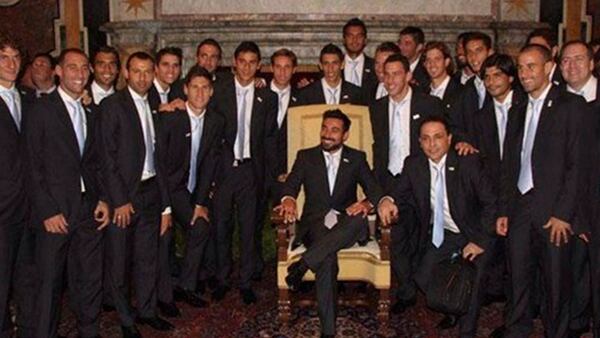 Lavezzi, en el sillón de Francisco, hace cinco años en la visita de la Selección al Vaticano
