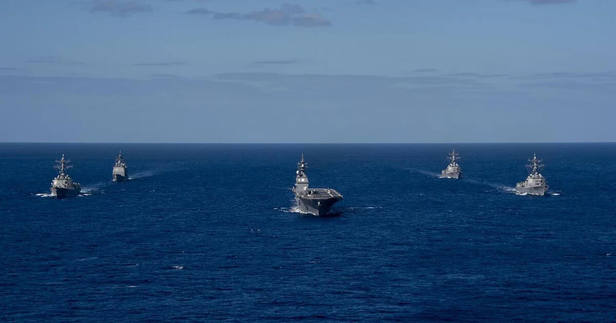 Japan joins joint exercises between the United States and the Philippines in the South China Sea