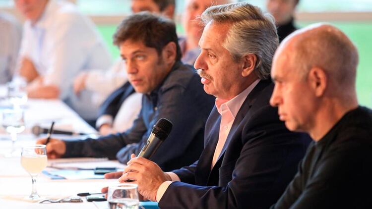 Alberto Fernández, este domingo, en Olivos, junto a Horacio Rodríguez Larreta y Axel Kicillof (Presidencia)