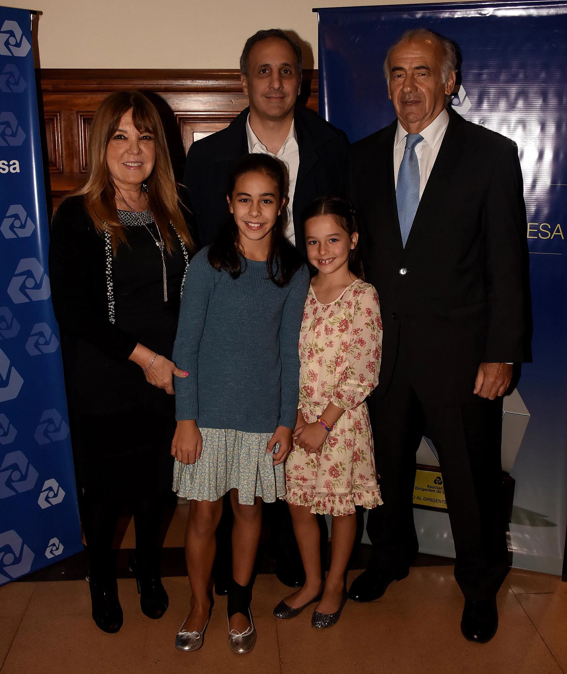 El empresario Marcos Bulgheroni  estuvo acompañado por sus dos hijas