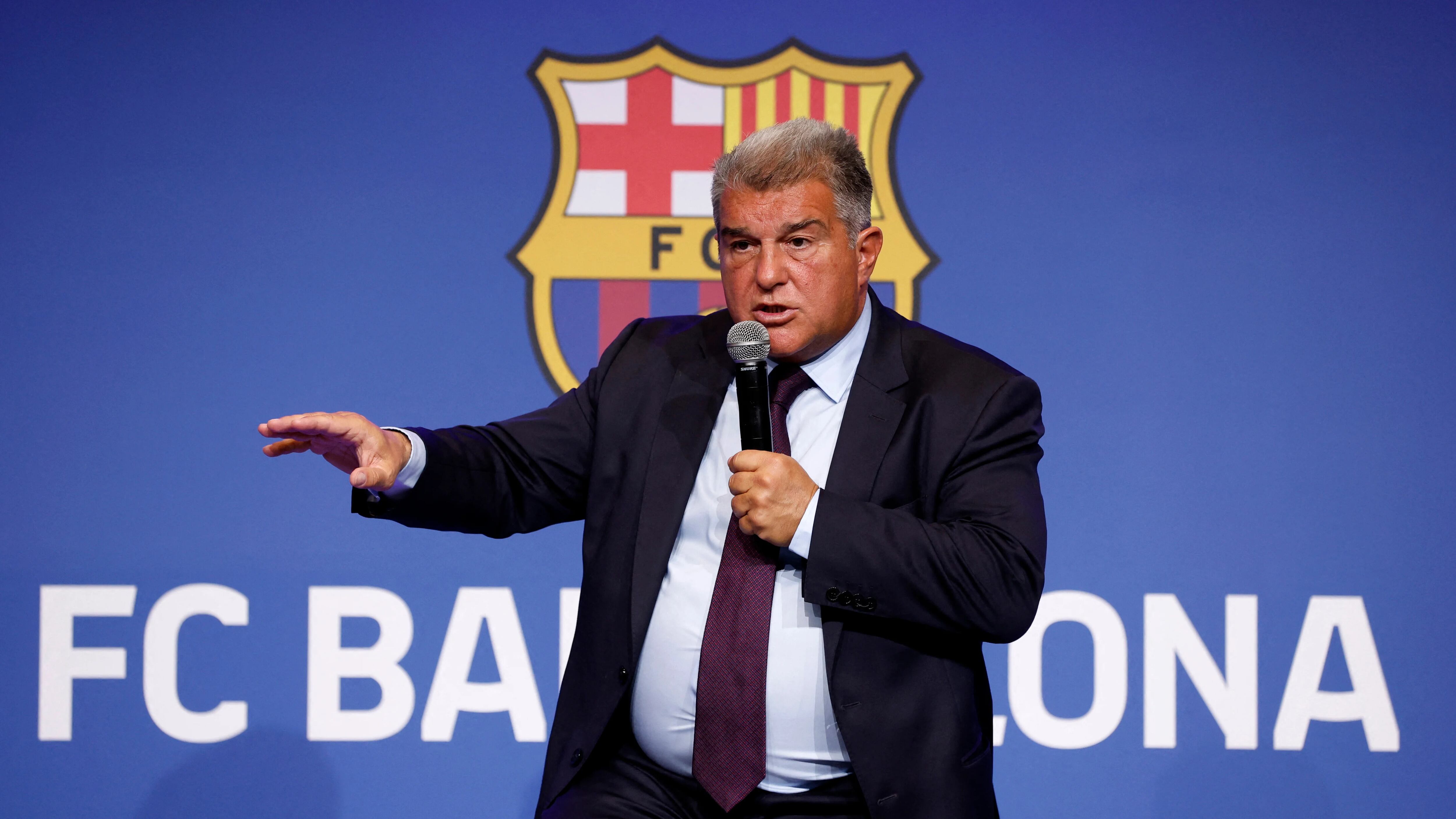 Joan Laporta, presidente del Barça durante una rueda de prensa del Barça (REUTERS).