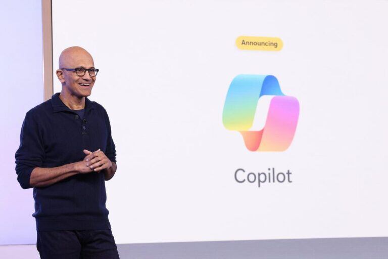 Satya Nadella, CEO de Microsoft anunció el lanzamiento de Copilot AI en un evento en Nueva York. (Microsoft Photo)