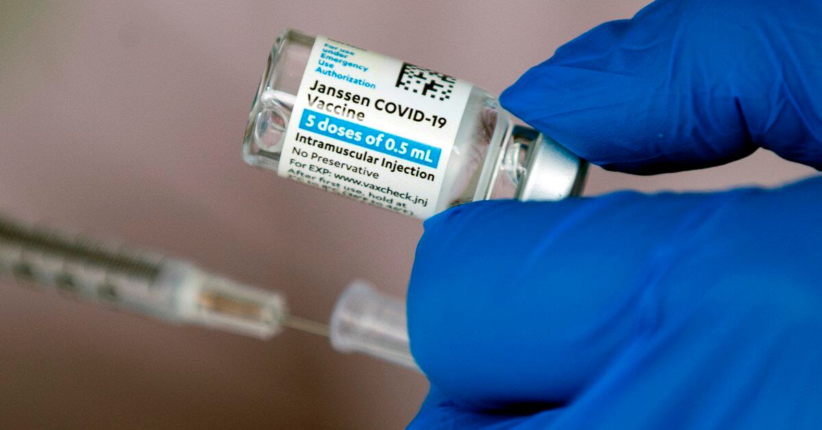 United States: CDC recommended resuming vaccination with Johnson & Johnson doses
