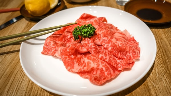 Wagyu es como le llaman en Japón a la carne proveniente de las razas vacunas autóctonas del país nipón (Getty)