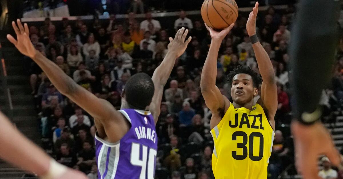 Jazz resists to defeat Kings 128-120