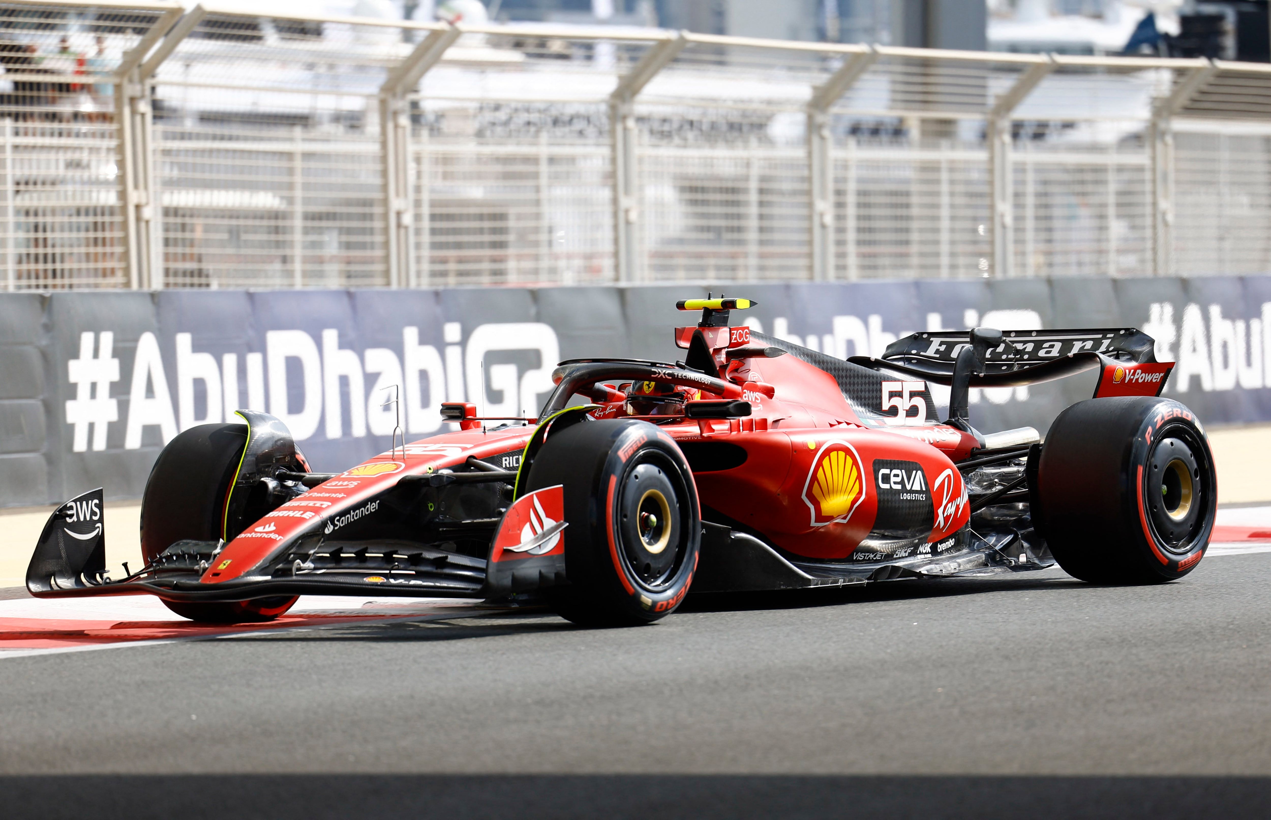 Carlos Sainz durante el GP de Abu Dhabi Grand Prix (REUTERS).