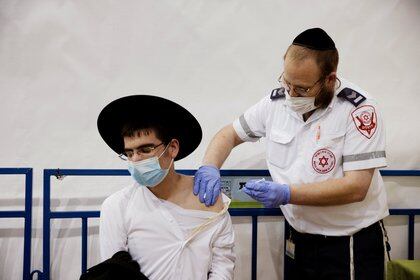 Most of the population has already received two doses of the covid vaccine. REUTERS / Ronen Zvulun / File 
