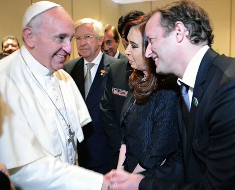 Cristina Kirchner y Martín Insaurralde junto al papa Francisco