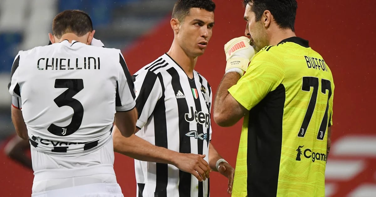 La ruvida analisi di Buffon sulla giornata in cui Cristiano Ronaldo è arrivato alla Juventus: “Ci ha fatto perdere il DNA”