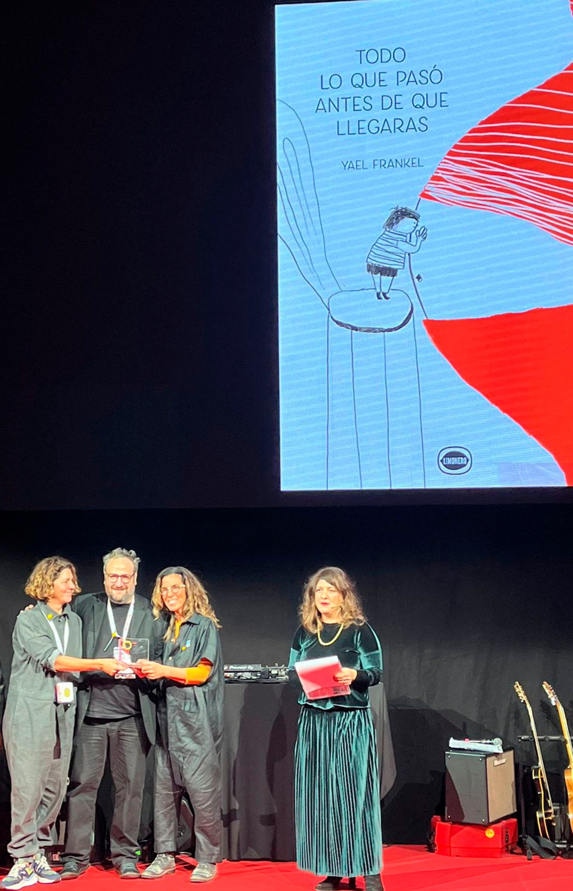Yael Frankel y Limonero recibieron el premio a la mejor ficción en la Feria del Libro de Bologna