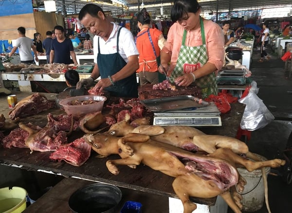 El popular mercado de Dongkou (AFP)