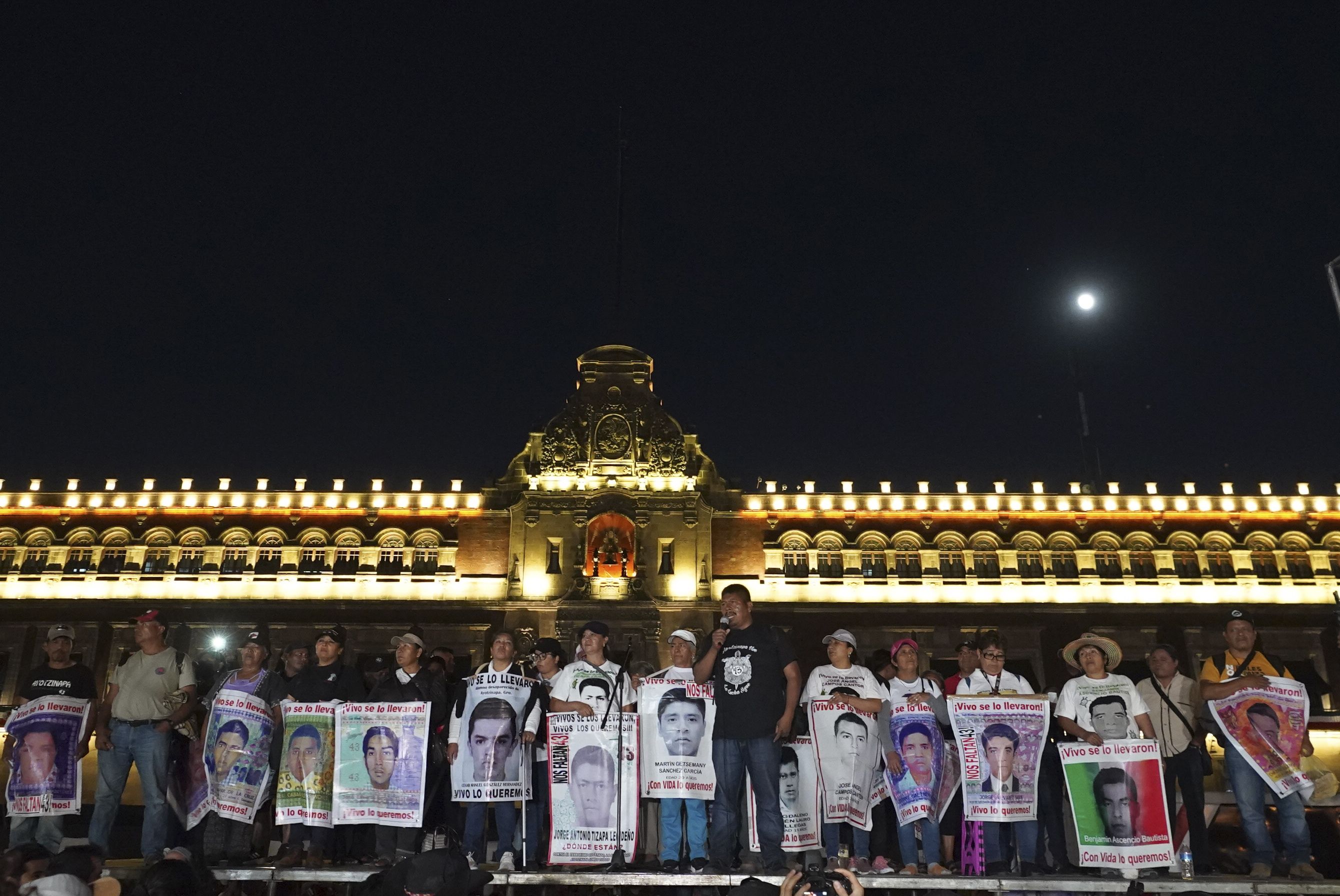 Asesinan a Estudiantes Normalistas de Ayotzinapa en Iguala Guerrero. - Página 8 TMNP7YSCZSKS4GTKBSQCUACLAA