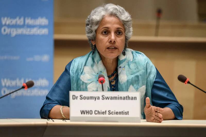 La científica jefe de la Organización Mundial de la Salud (OMS), Soumya Swaminathan, durante una conferencia de prensa celebrada en Ginebra, Suiza, el 3 de julio de 2020. Fabrice Coffrini/Pool via REUTERS