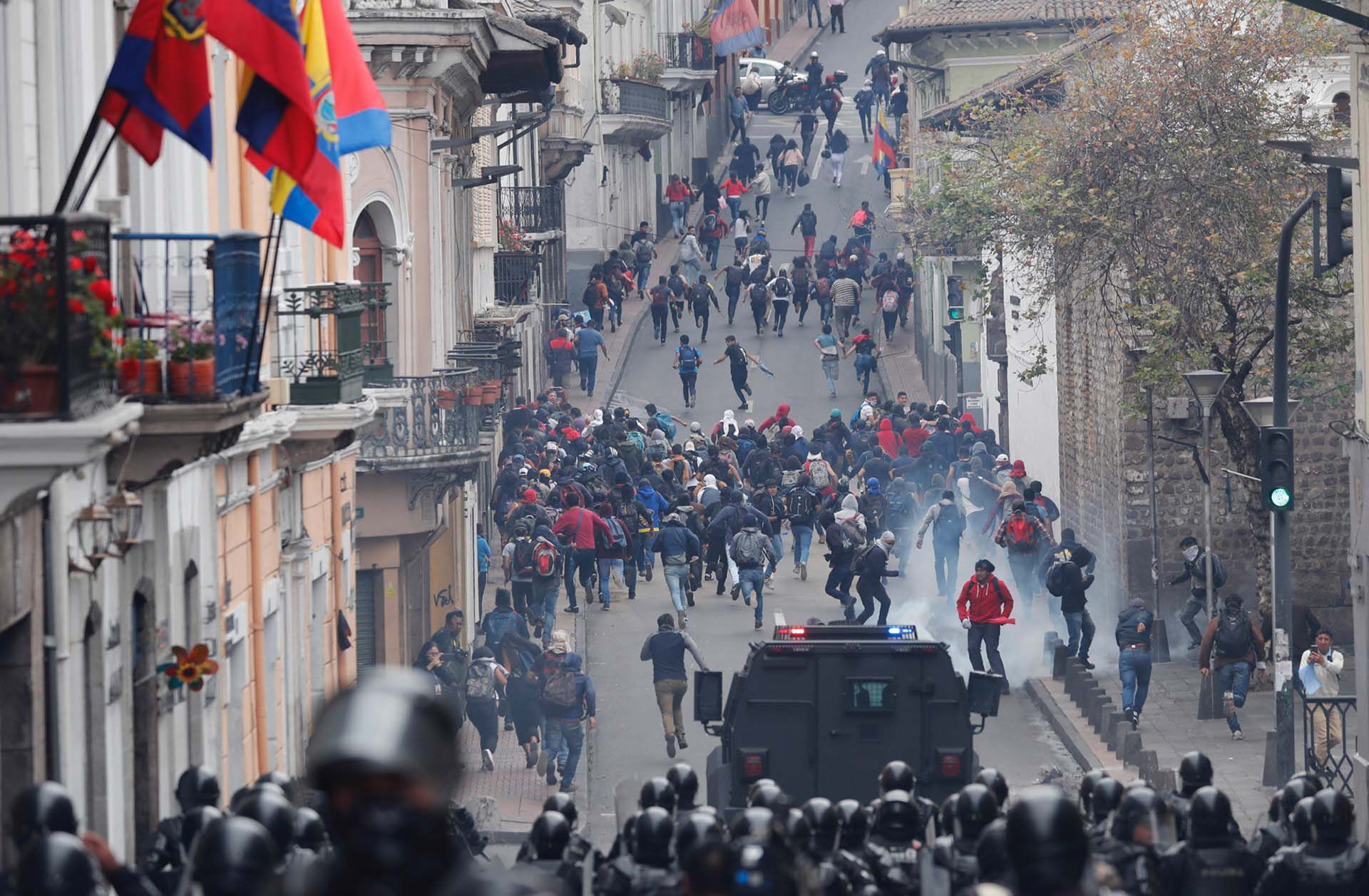 El presidente de Ecuador decretó esta semana el "estado de excepción" para contener las protestas en las calles contra su plan de ajuste