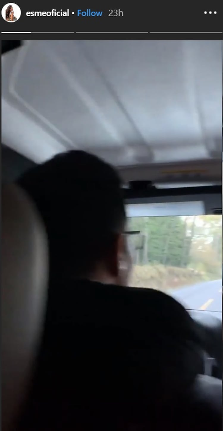 Esmeralda compartió un clip en Instagram donde se podía ver a Sandí conduciendo el Jeep