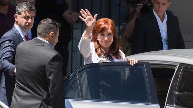 Cristina Kirchner, luedo de declarar (Foto: Adrián Escandar)