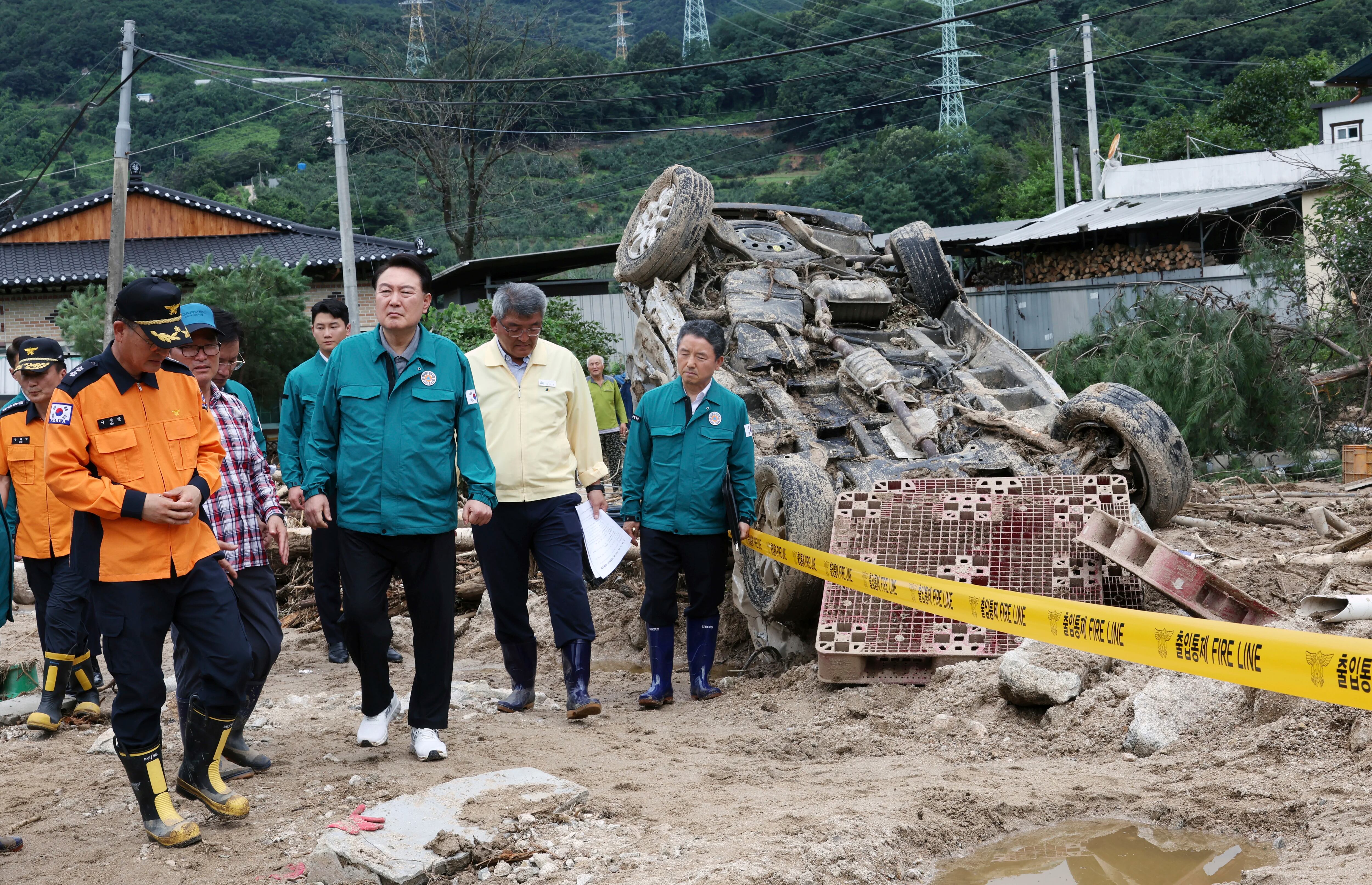 La cifra de muertos por las destructivas tormentas que azotan Corea del Sur aumentó a 40 