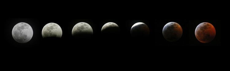 Esta fotografía de combinación muestra las diferentes etapas de la luna (Foto: AP)