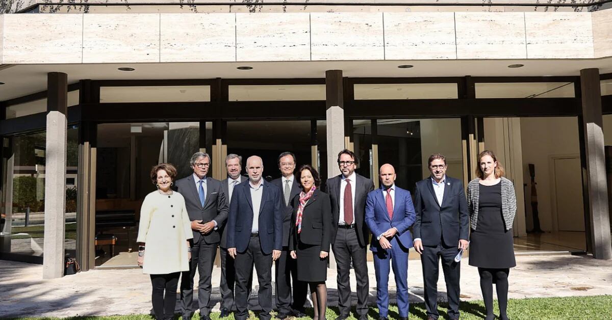 Horacio Rodriguez Laretta ha incontrato gli ambasciatori del G7 e ha chiesto di “ristabilire la fiducia internazionale”