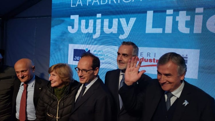 El embajador Manso, el vicecanciller Zlauvinen y el gobernador Morales la semana pasada en la inauguración de la planta en Jujuy