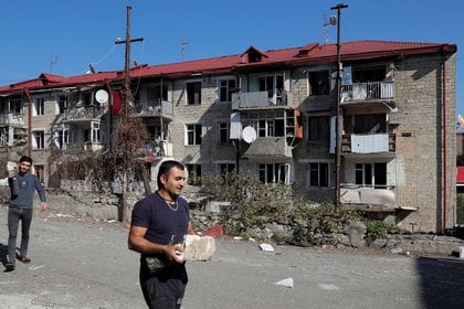 Efectos de los bombardeos en la zona de Nagorno-Karabakh. REUTERS/Stringer