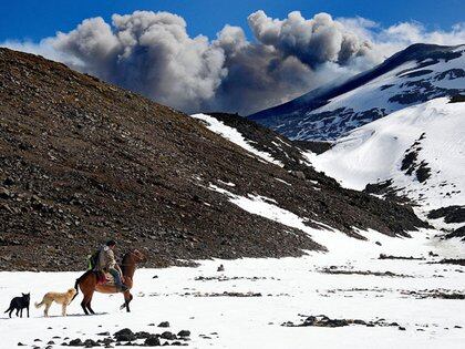 Estudiar los volcanes es ver las fuerzas que mueven el mundo en vivo y en directo (AFP)