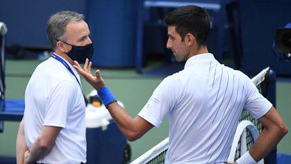 Djokovic intentó disuadir a las autoridades de imponerle un fuerte castigo (Danielle Parhizkaran-USA TODAY Sports)