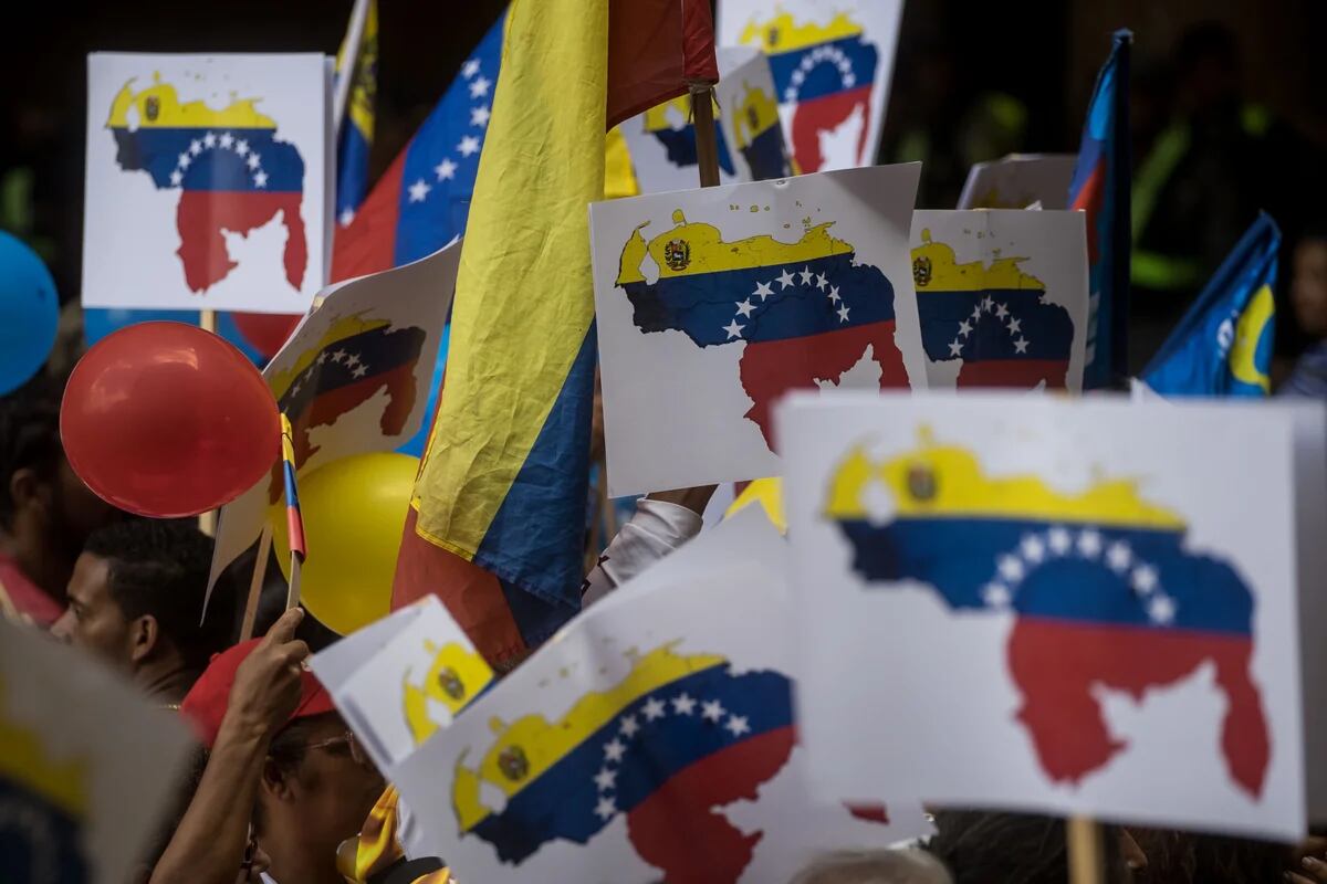 Guyana manifestó que el referendo venezolano sobre la disputa territorial  es una amenaza para su existencia - Infobae