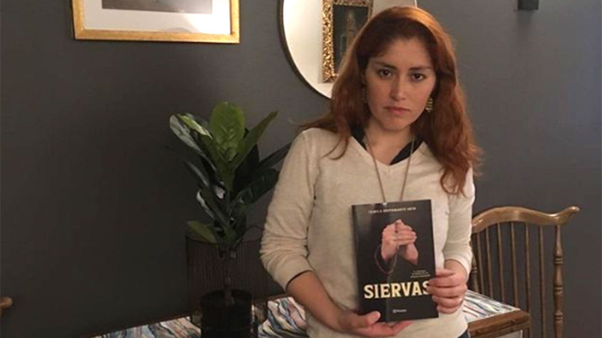 Camila Bustamante, la periodista que plasmó los abusos en las "Siervas del Plan de Dios".
