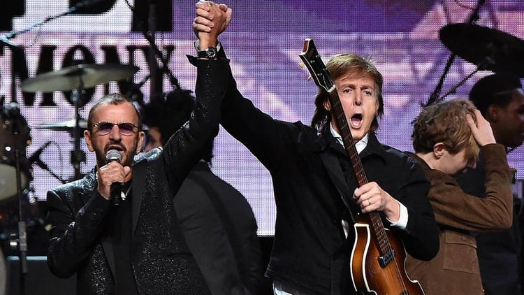 Ringo Starr y Paul McCartney (AFP)
