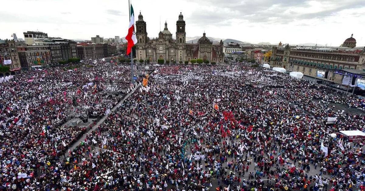 The deputies of Morena will pay with their salary the transfer of people to the AMLO rally