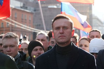 Alexei Navalny durante la marcha por el quinto aniversario del asesinato del opositor Boris Nemtsov en Moscú el 29 de febrero de 2020. REUTERS