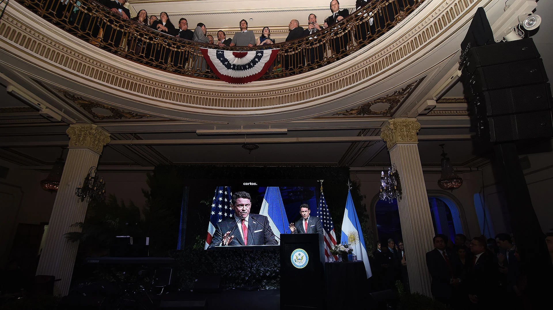 El embajador Noah Mamet encabezó el festejo por el 240º aniversario de la independencia de los Estados Unidos, que se llevó a cabo en el Palacio San Miguel (Fotos: Nicolás Stulberg)