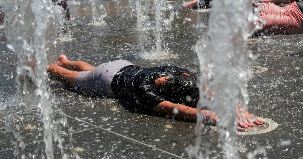 Italien bereitet sich auf eine historische Hitzewelle vor, die in einigen Regionen die 48-Grad-Marke überschreiten könnte