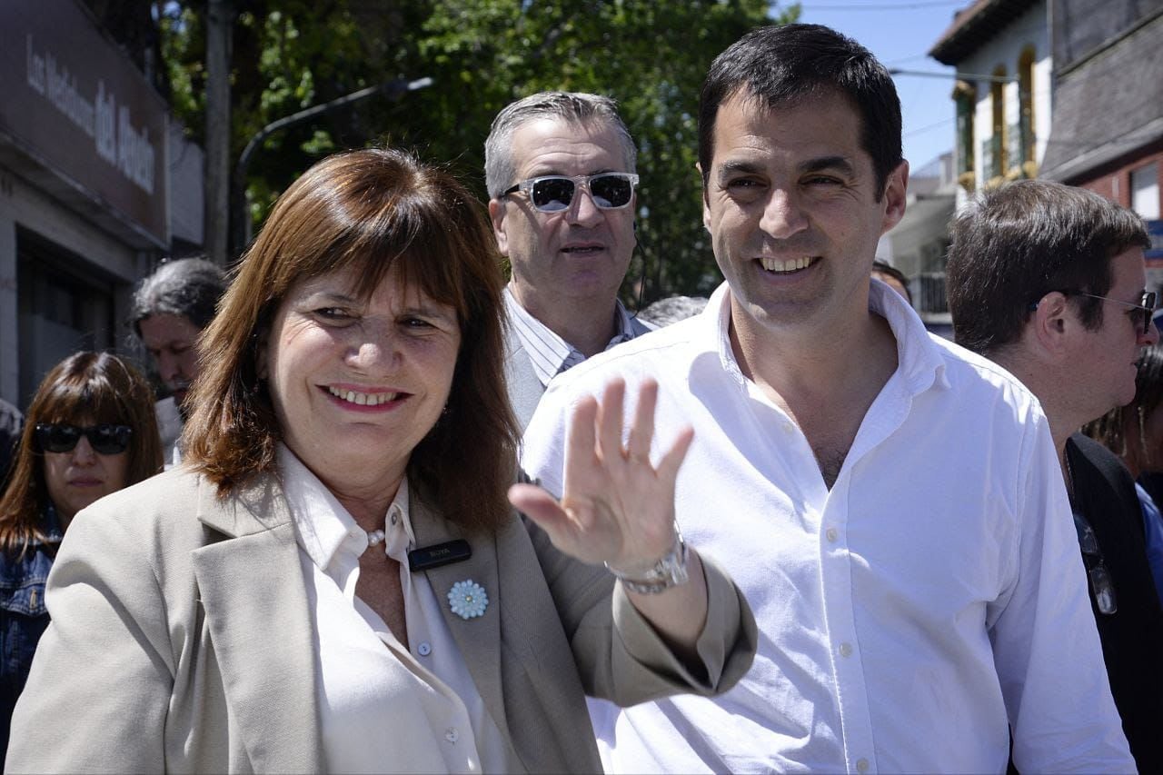 Patricia Bullrich de campaña para Javier Milei en San Isidro, con el intendente electo Ramón Lanús