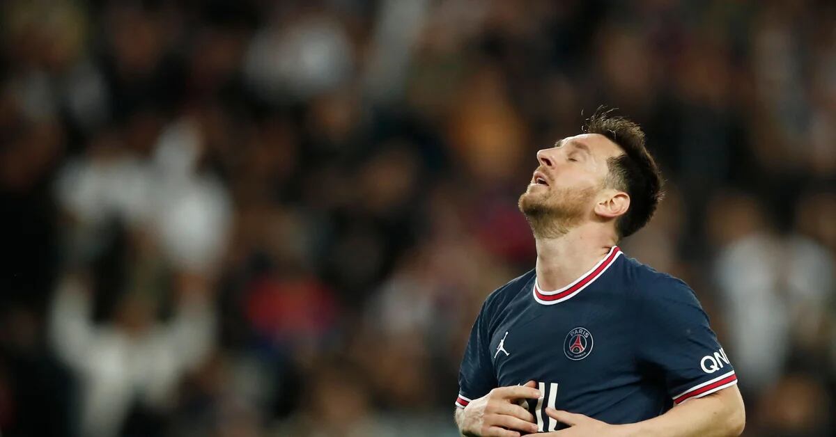 La presse française a été cruelle envers Messi : elle l’a qualifié d' »intermittent » et a critiqué ses performances au PSG