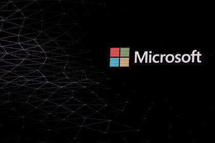 Foto de archivo ilustrativa del logo de Microsoft. Foto: REUTERS/Sergio Perez