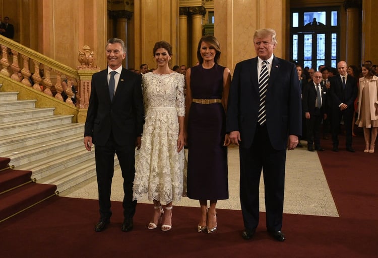 El Presidente Mauricio Macri y la primera dama, Juliana Awada, reciben al presidente de los Estados Unidos, Donald Trump, y su mujer Melania