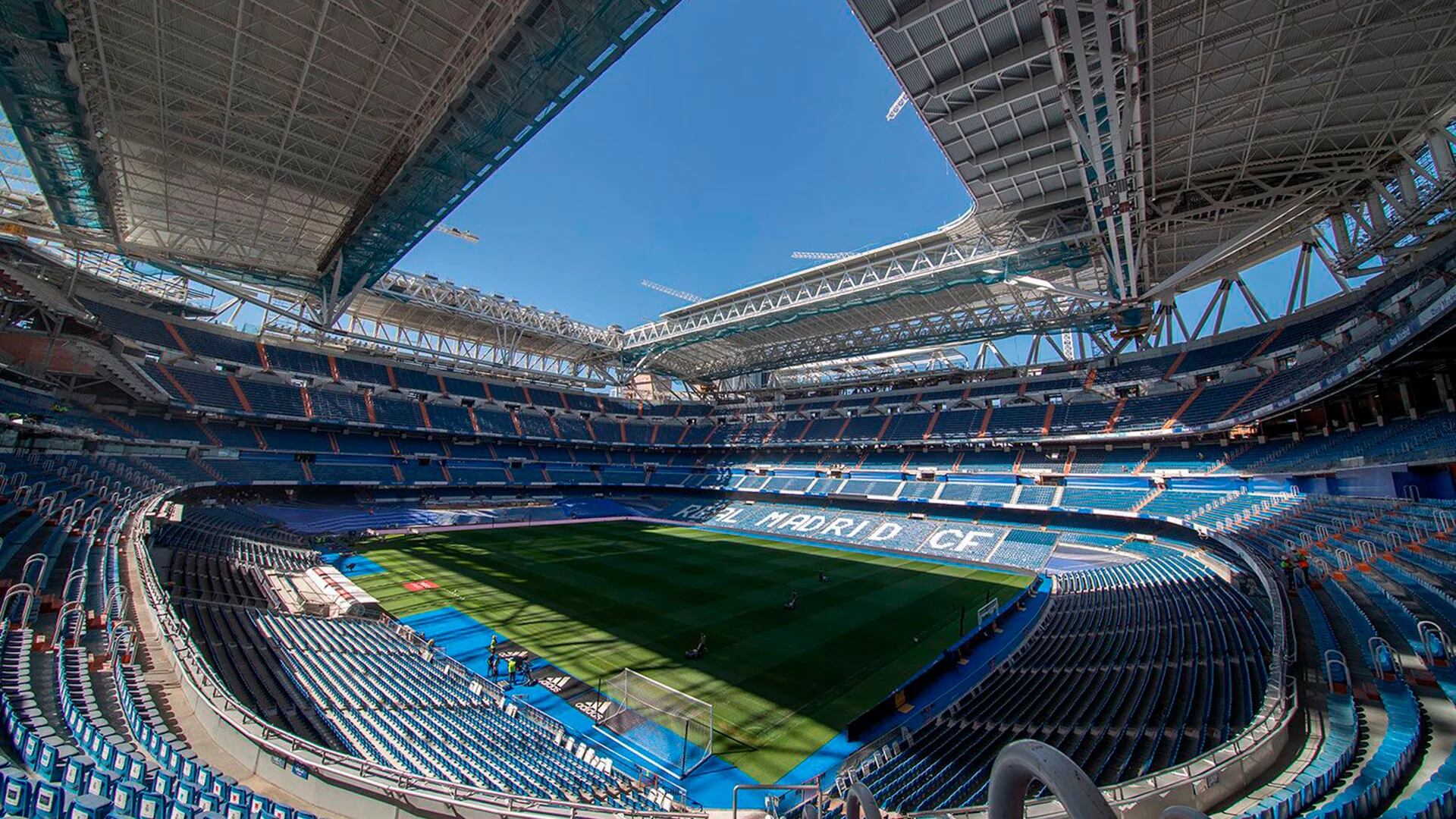 paño Falsedad Campeonato Las impactantes imágenes de las obras en el Santiago Bernabéu: así luce la  cueva de 30 metros - Infobae