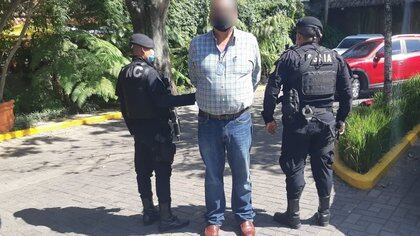 Fue aprehendido en Guatemala Adalberto Fructuoso Comparán Rodríguez, “El Fruto”, ex alcalde de Aguililla (Foto: MPGuatemala)