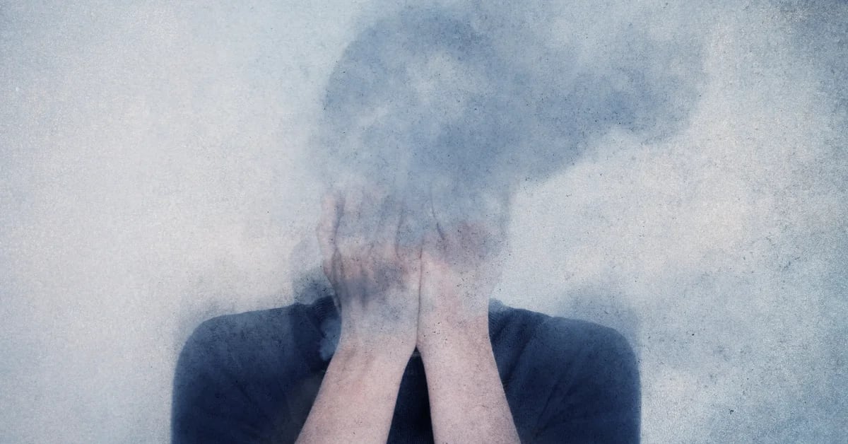 Tre sintomi per riconoscere la nebbia cerebrale post-COVID, secondo un esperto della Mayo Clinic
