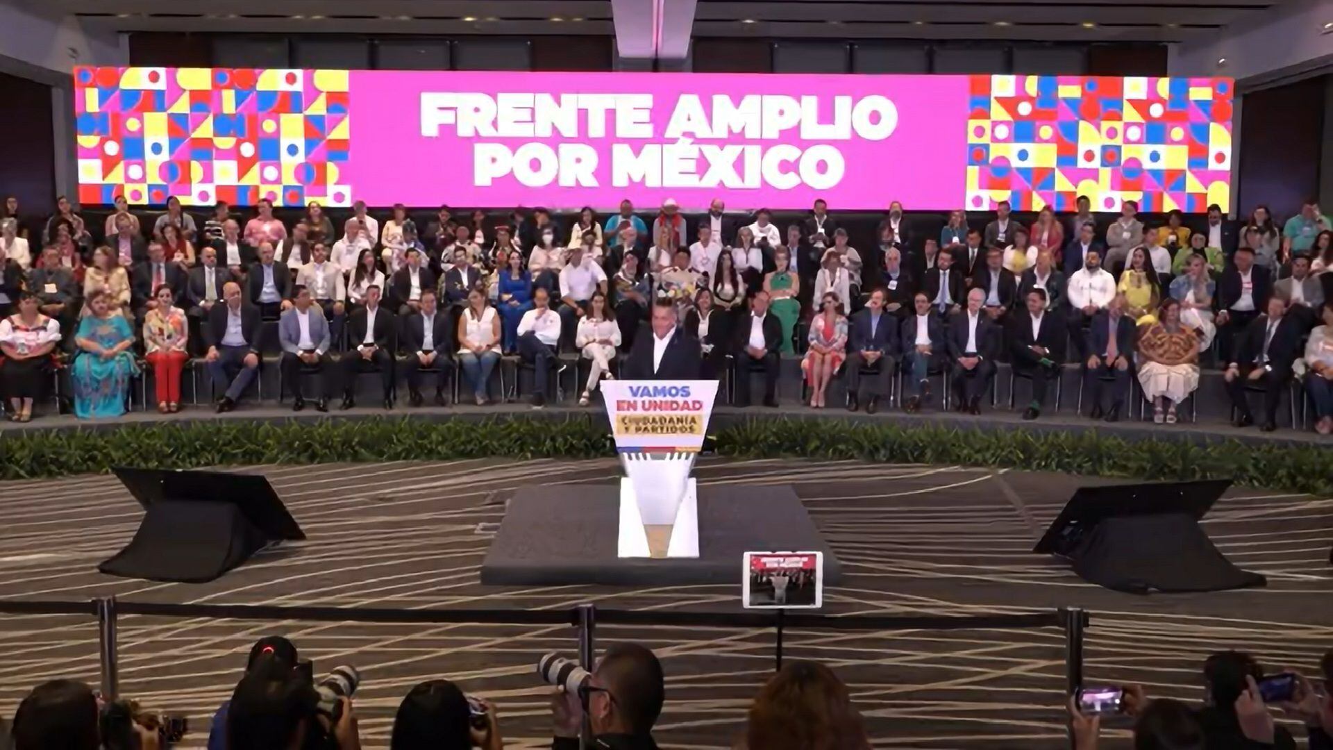 Va por México presentó su metodología para elegir a sus candudatos a la Presidencia.