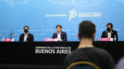 Según Kicillof, el rebrote de casos de coronavirus en un "tsunami"