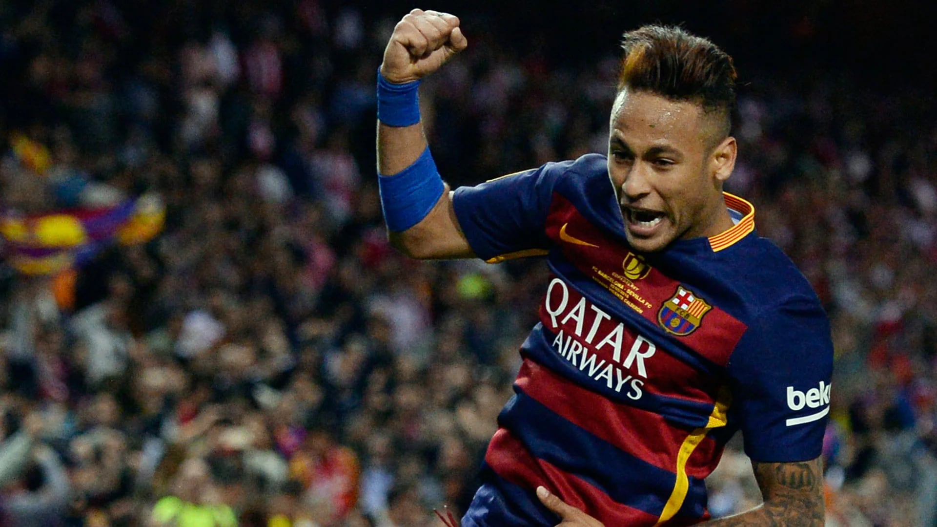 Neymar dejó el Santos para unirse a la plantilla de Lionel Messi (AFP)