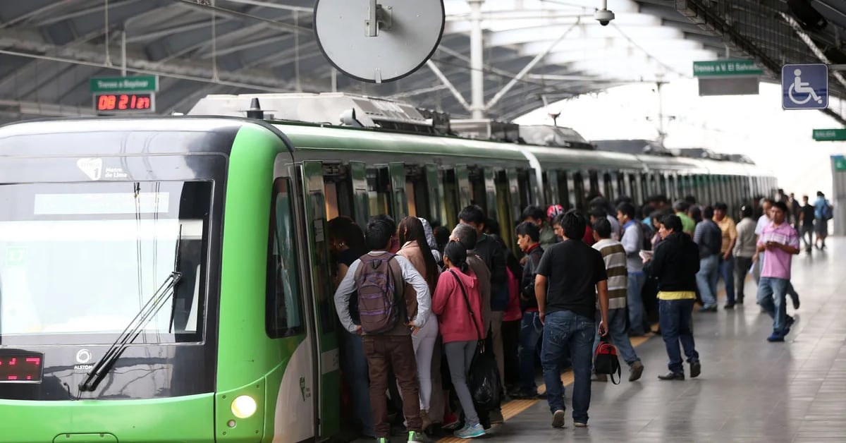 “Stay away from electrical installations”: the Lima metro gives safety advice in case of rain