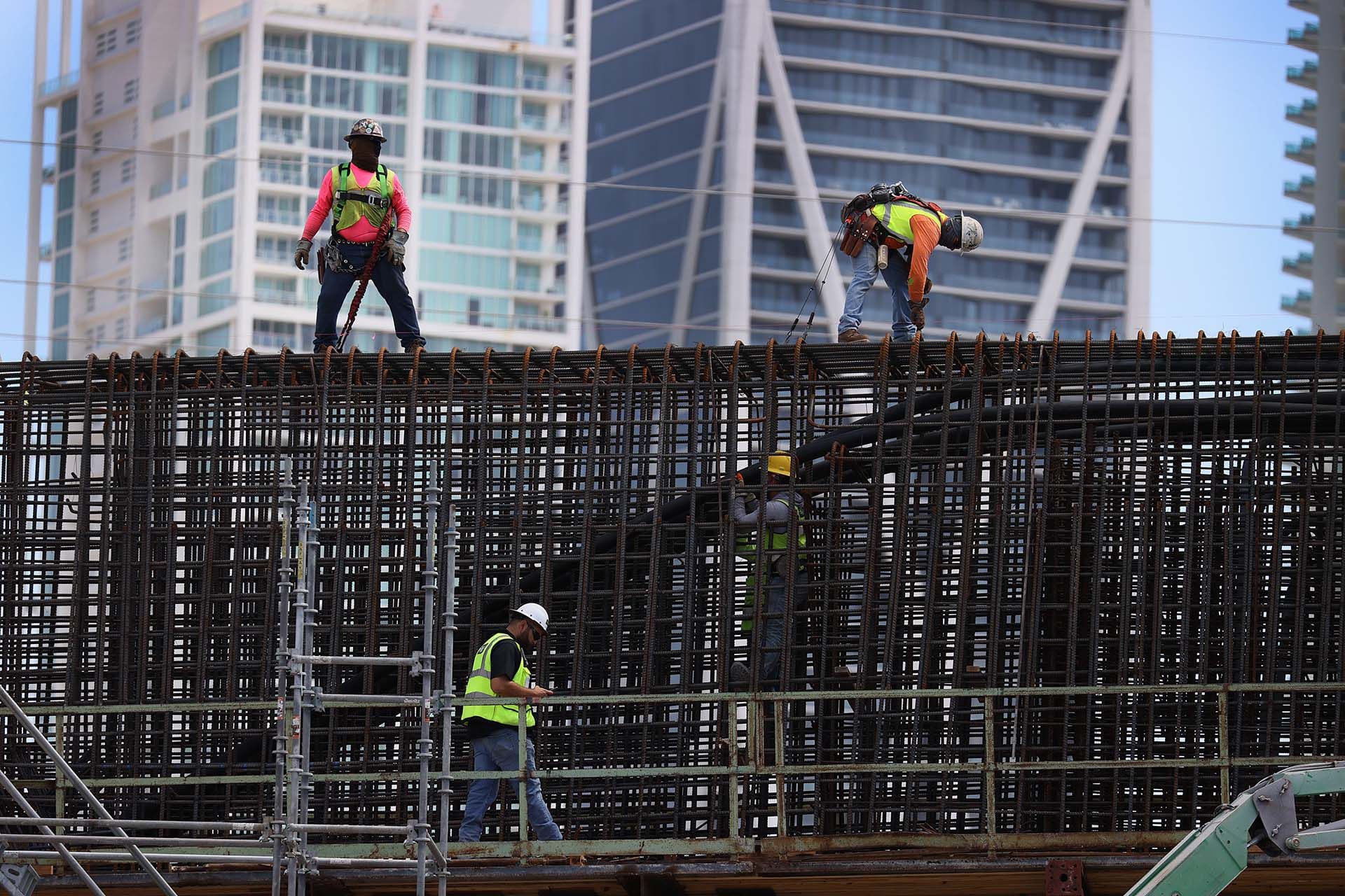 El constante arribo de nuevos residentes a Miami no solo se ve en la incesante construcción, sino también en la llegada de un nuevo código de área para los teléfonos (Joe Raedle/Getty Images)
