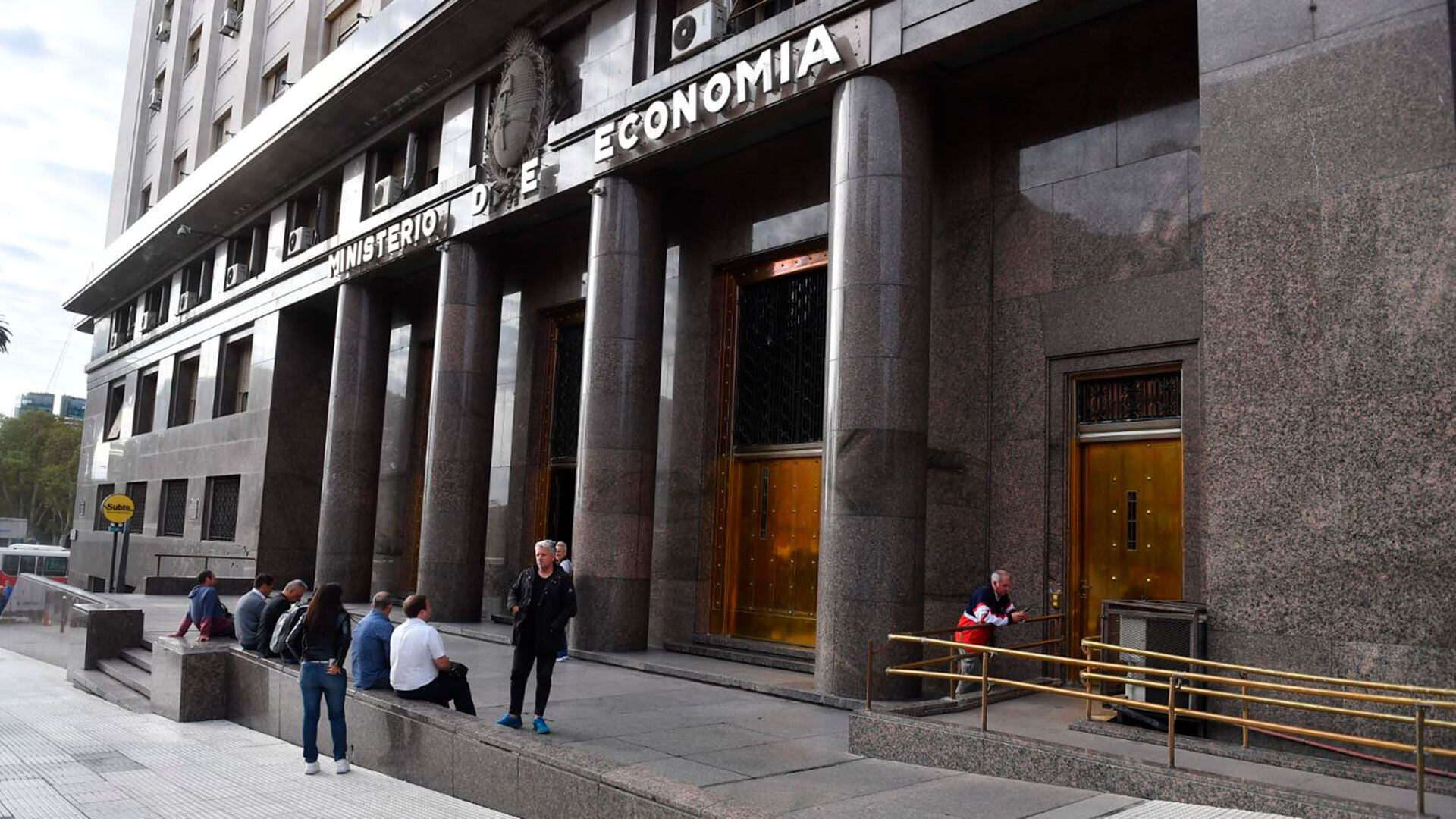 ministerio de economia - Sergio Massa se reune con banqueros