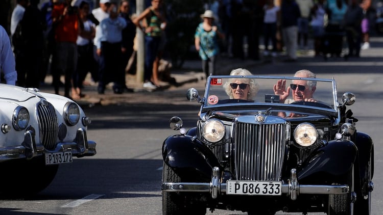 El príncipe Carlos y la princesa Camila en La Habana (Reuters)