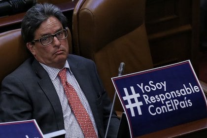 En medio de la reforma tributaria, Alberto Carrasquilla podría dejar el  Ministerio de Hacienda - Infobae