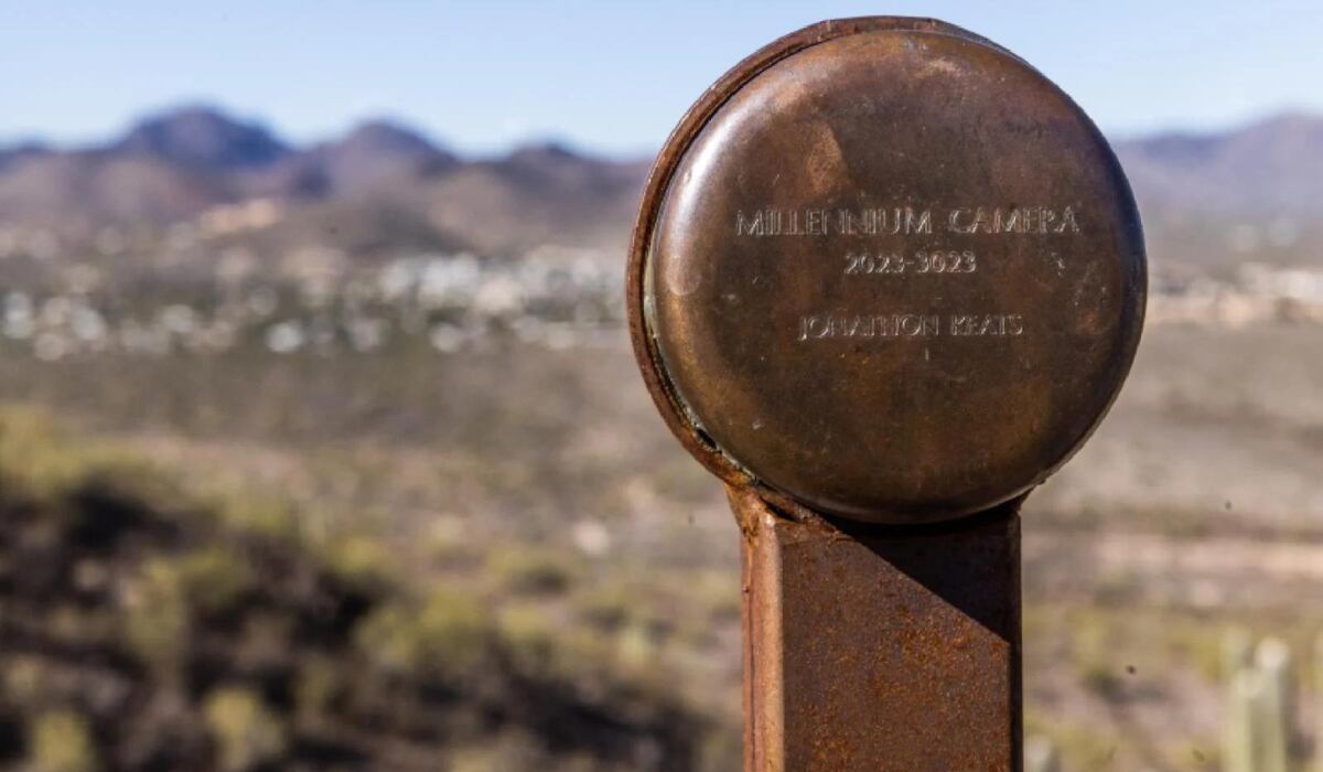 Este dispositivo tiene como finalidad capturar la transformación de Tucson, Arizona, durante un milenio desde una colina situada en las inmediaciones de la ciudad. (Universidad de Arizona)